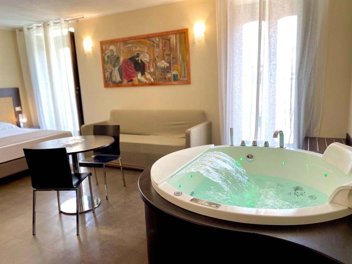 Residenza Il Barone Bed and Breakfast Tropea Buitenkant foto