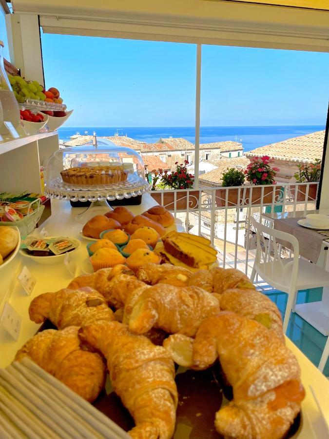 Residenza Il Barone Bed and Breakfast Tropea Buitenkant foto